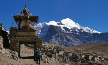 Narphu Valley Trek 17 Days